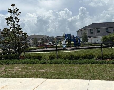 564 Pothos Street - Photo Thumbnail 14