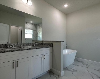 149 Maple Drive - Photo Thumbnail 26