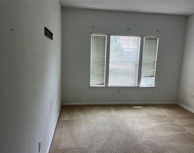 12414 Baleria Cove - Photo Thumbnail 14