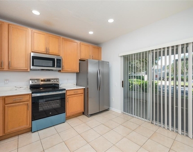 1150 Vineland Place - Photo Thumbnail 10