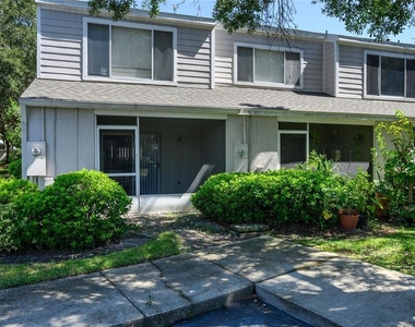 1150 Vineland Place - Photo Thumbnail 3