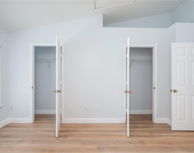 1150 Vineland Place - Photo Thumbnail 22
