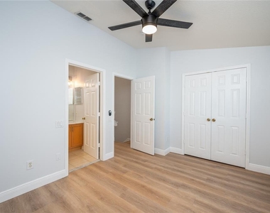 1150 Vineland Place - Photo Thumbnail 17