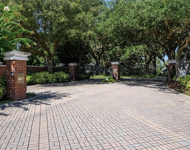 1150 Vineland Place - Photo Thumbnail 28