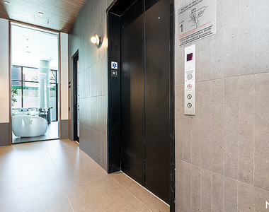 527 Grand Ave - Photo Thumbnail 12