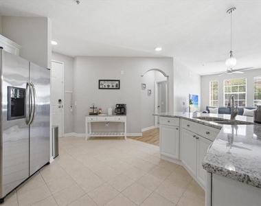 301 Terrace Ridge Circle - Photo Thumbnail 5