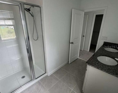 9080 Ocean Tide Way - Photo Thumbnail 12