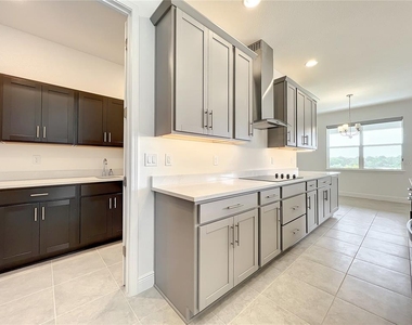 4379 Renly Lane - Photo Thumbnail 14