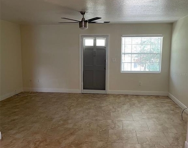 525 Conway Road - Photo Thumbnail 4