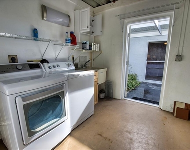 208 Cerromar Way S - Photo Thumbnail 38