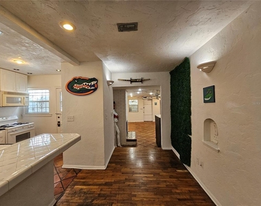1822 Nw 6th Avenue - Photo Thumbnail 14