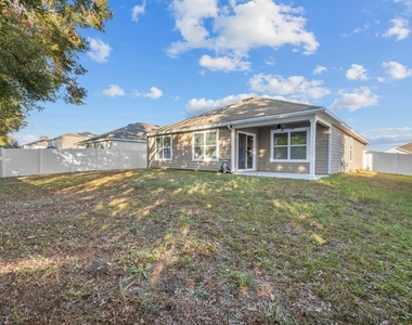 896 Nw 253rd Drive - Photo Thumbnail 15