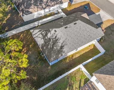 896 Nw 253rd Drive - Photo Thumbnail 18