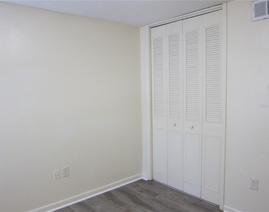 300 Nw 20th Avenue - Photo Thumbnail 5