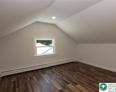 151 Dogwood Drive - Photo Thumbnail 14