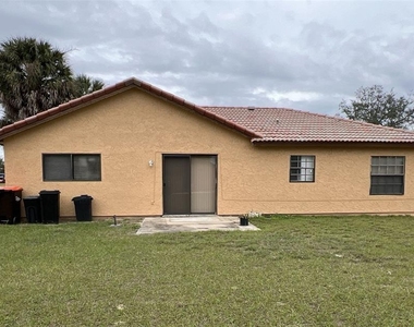 319 Oak Track Drive - Photo Thumbnail 26