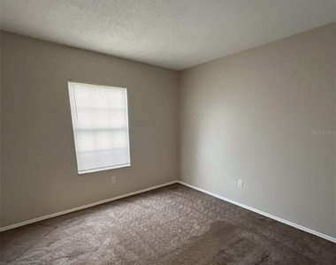 319 Oak Track Drive - Photo Thumbnail 20