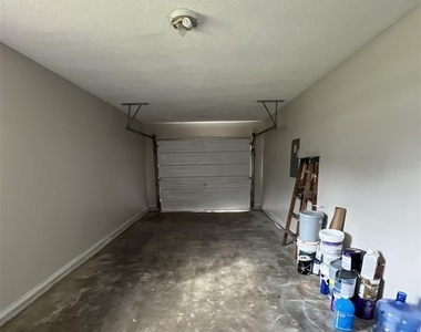 319 Oak Track Drive - Photo Thumbnail 25
