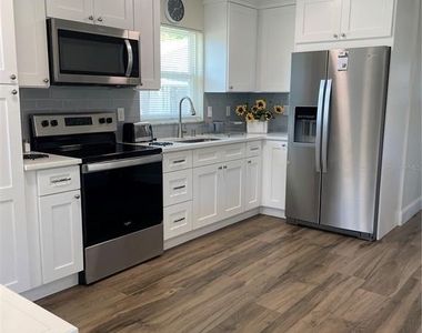 16931 Franklin Avenue - Photo Thumbnail 5