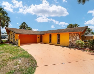 5330 Kings Court - Photo Thumbnail 6