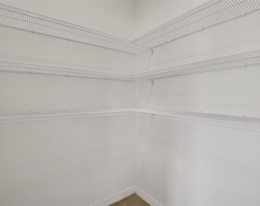 11338 Amber Ridge Drive - Photo Thumbnail 7