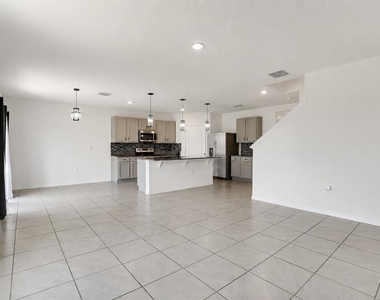 11338 Amber Ridge Drive - Photo Thumbnail 9