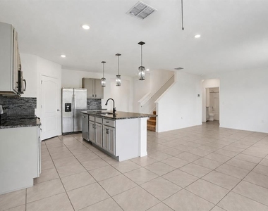 11338 Amber Ridge Drive - Photo Thumbnail 8