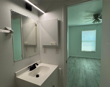 6428 Hamlet Drive - Photo Thumbnail 20