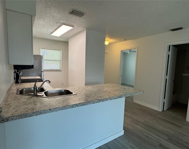 6428 Hamlet Drive - Photo Thumbnail 22