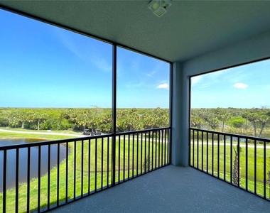 14041 Heritage Landing Boulevard - Photo Thumbnail 24