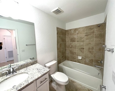 14041 Heritage Landing Boulevard - Photo Thumbnail 17