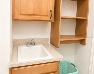 6552 Moorings Point Circle - Photo Thumbnail 34