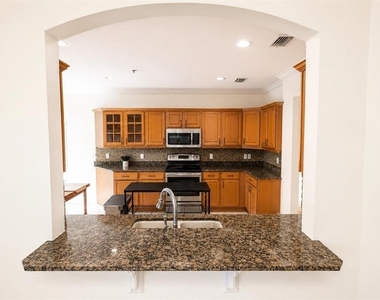 6552 Moorings Point Circle - Photo Thumbnail 6