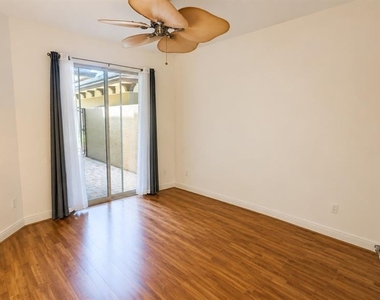 6552 Moorings Point Circle - Photo Thumbnail 25