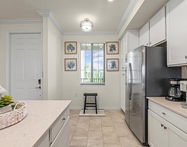 17810 Gawthrop Drive - Photo Thumbnail 8