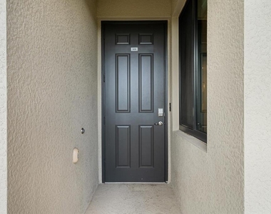 17118 Vardon Terrace - Photo Thumbnail 2