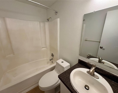 408 57th Avenue Drive E - Photo Thumbnail 12