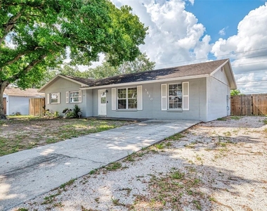 5520 Hayden Boulevard - Photo Thumbnail 1