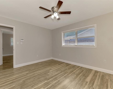 5520 Hayden Boulevard - Photo Thumbnail 23