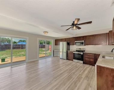 5520 Hayden Boulevard - Photo Thumbnail 14