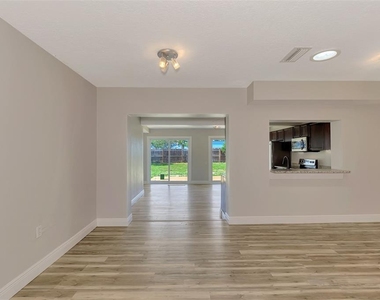 5520 Hayden Boulevard - Photo Thumbnail 11