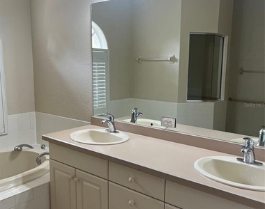 174 Grand Oak Circle - Photo Thumbnail 21