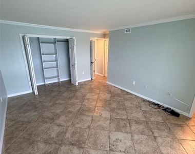 9393 Midnight Pass Road - Photo Thumbnail 16