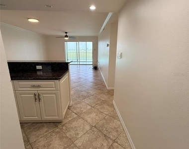 9393 Midnight Pass Road - Photo Thumbnail 3