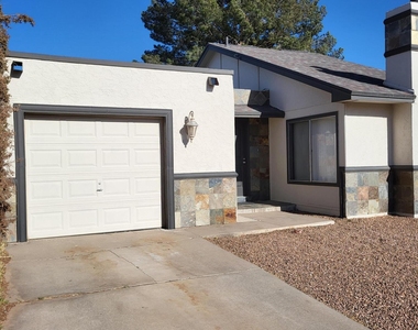 1802 Frank Sinatra Place - Photo Thumbnail 1