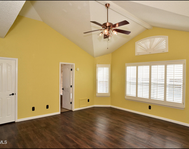 12636 Crystal Ridge Street - Photo Thumbnail 23