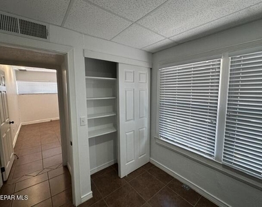 4222 Pershing Drive - Photo Thumbnail 17