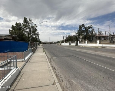 4222 Pershing Drive - Photo Thumbnail 30