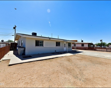 10324 Newport Drive - Photo Thumbnail 1