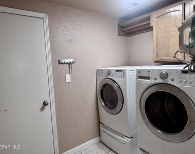 3640 Tierra Calida Drive - Photo Thumbnail 10